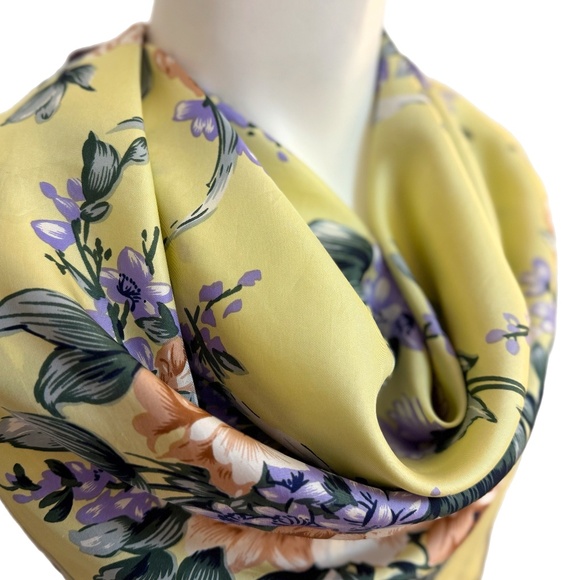 Vintage Hand Rolled Silk Scarf – Yellow Floral with Peach & Lavender Flowers - Picture 3 of 9